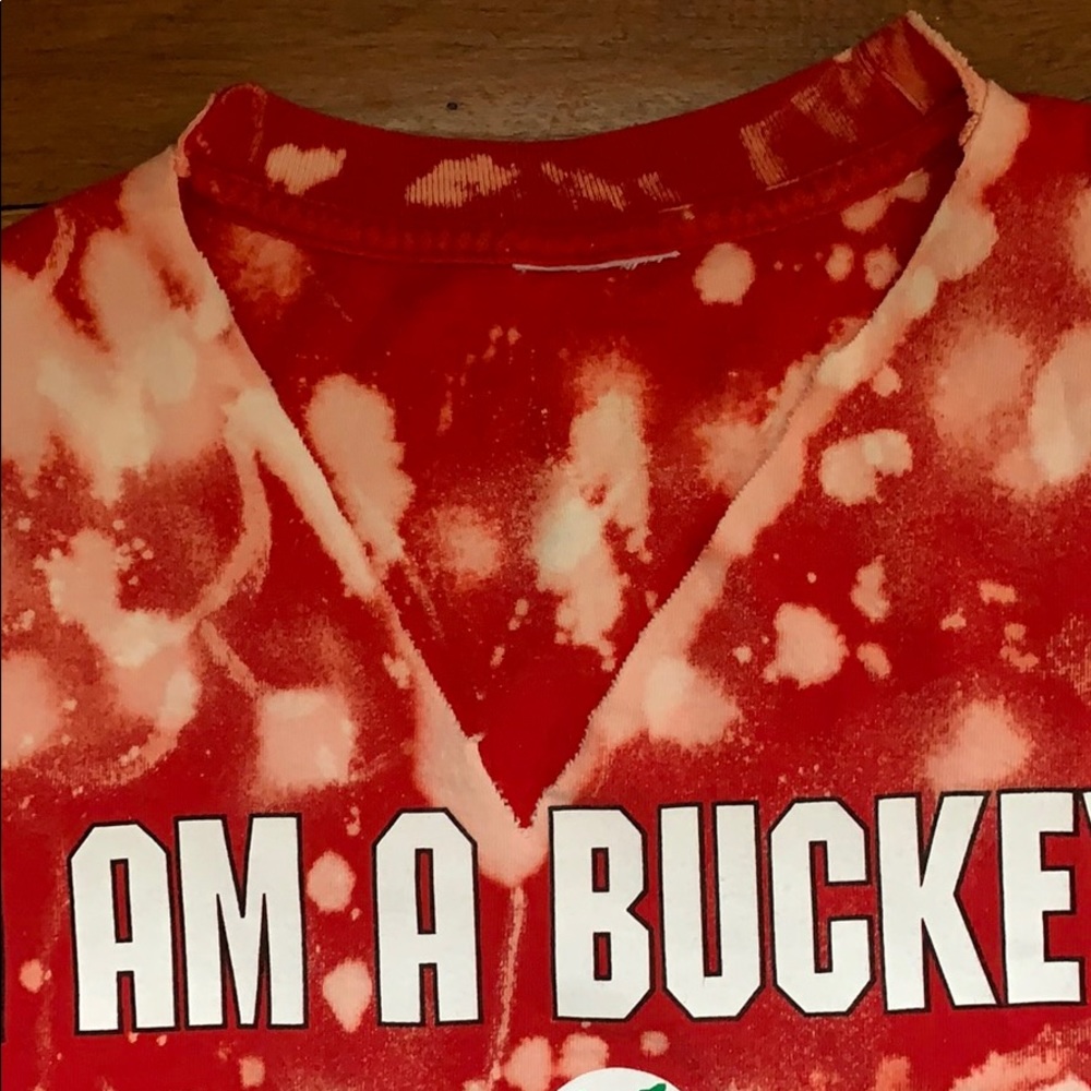 🏈Ohio State custom crop top🏈 Medium-Large - Picture 5 of 8